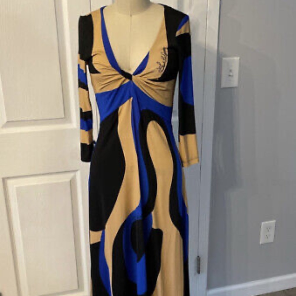 Save The Queen Knee Length Abstract Print Dress